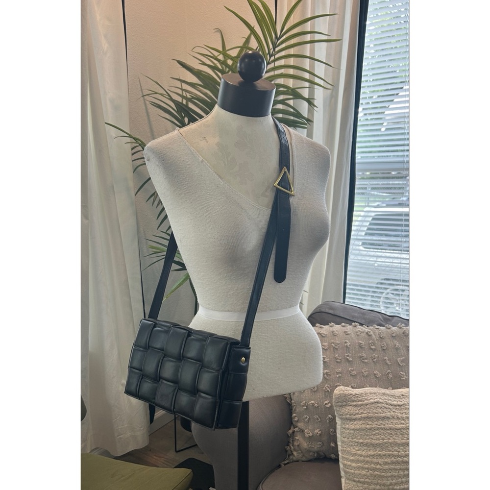 Faux Leather Quilted Bag Black 9x6x2 Rectangular Crossbody Gold Hardware